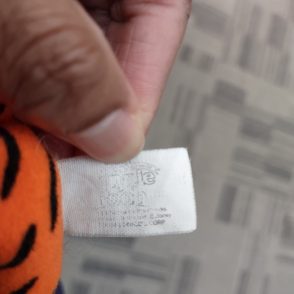 •Winnie the Pooh Tigger Disney Small Tiny plush 4.5" Pose-able - Picture 9 of 10